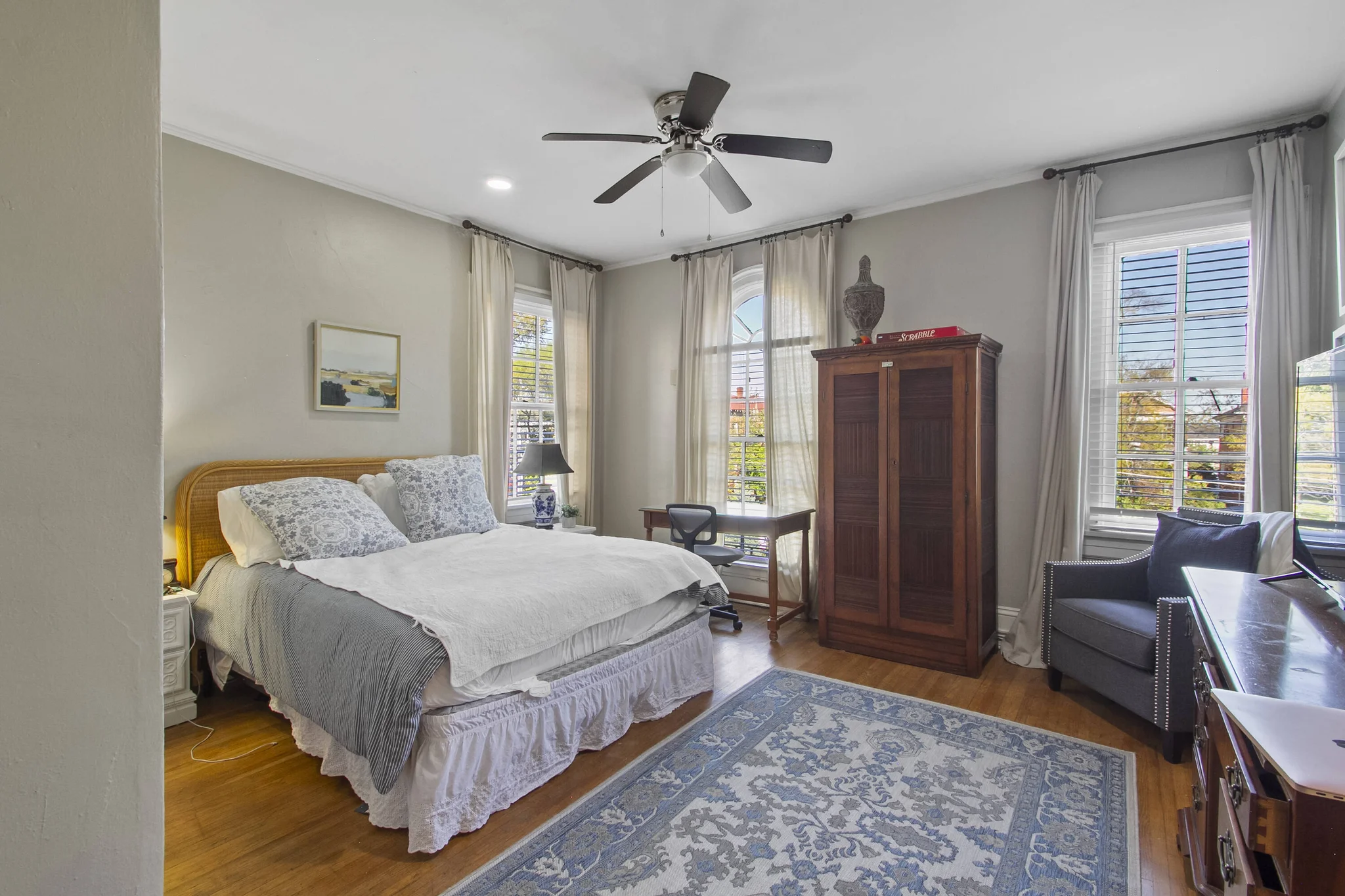 Macon Multiplex: 633 College st