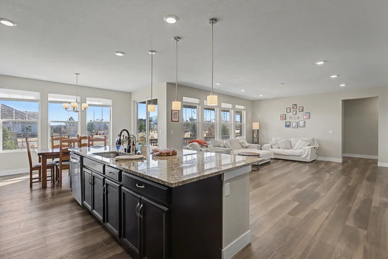 Longmont House: 2102 Summerlin Lane