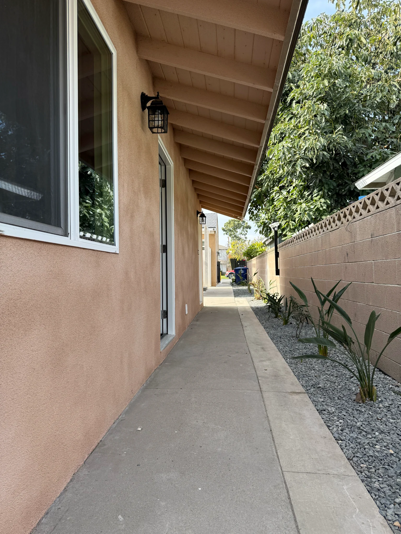 Los Alamitos Multiplex: 10696 Walnut St