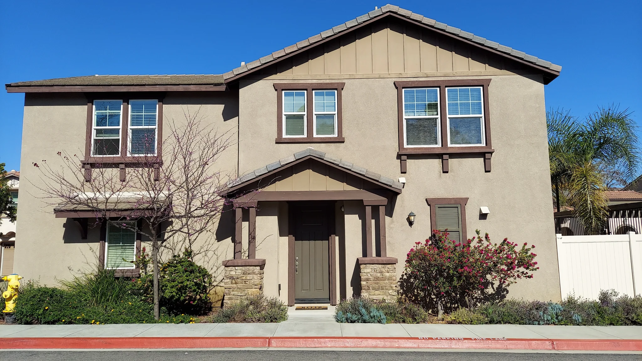 San Marcos House: 561 Moonlight Dr