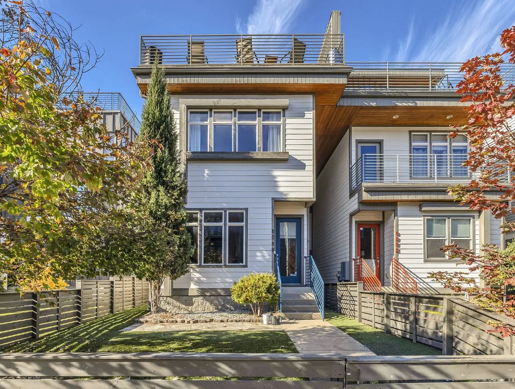 Nashville House: 606b Hume St