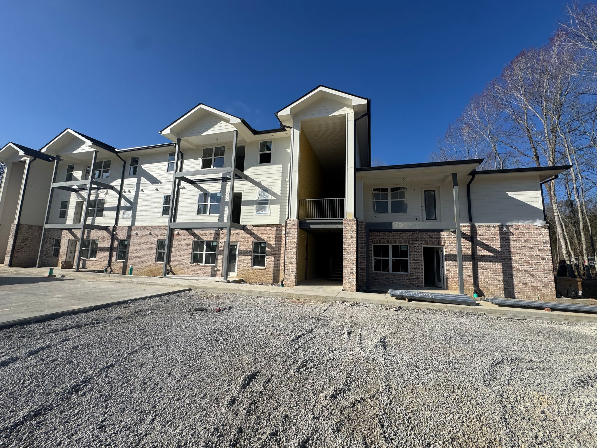 Tullahoma Apartment: 1315 Cedar Lane
