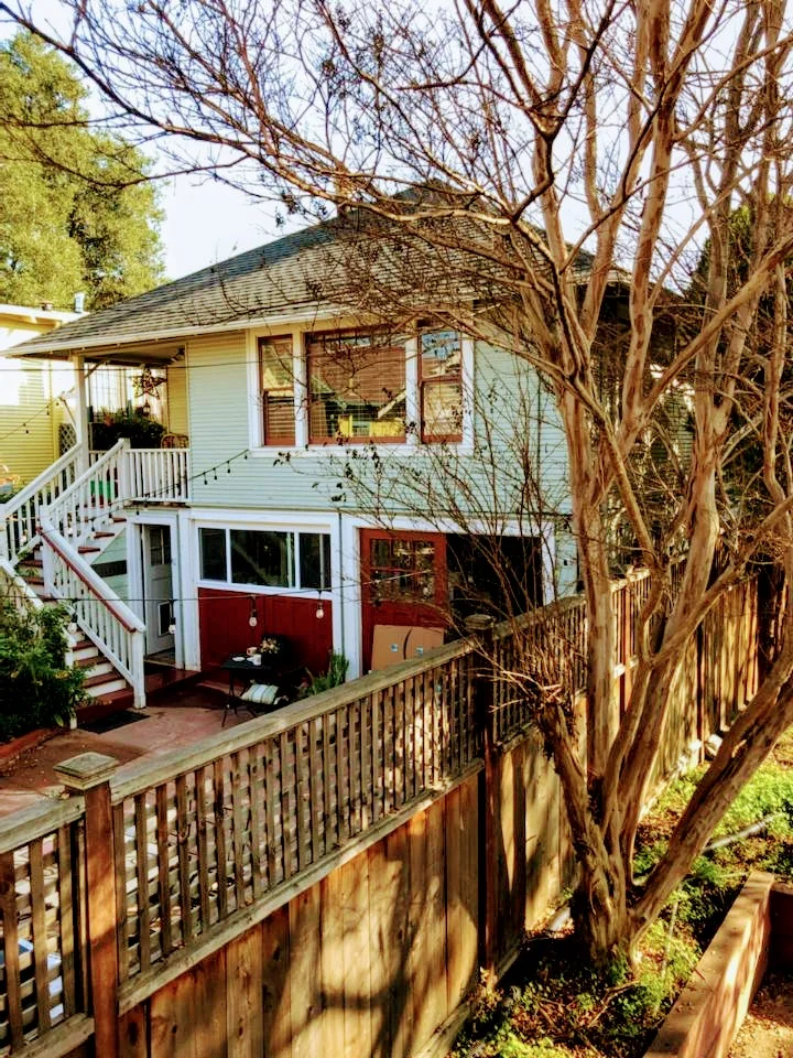 Oakland Other: 2228 40th Ave
