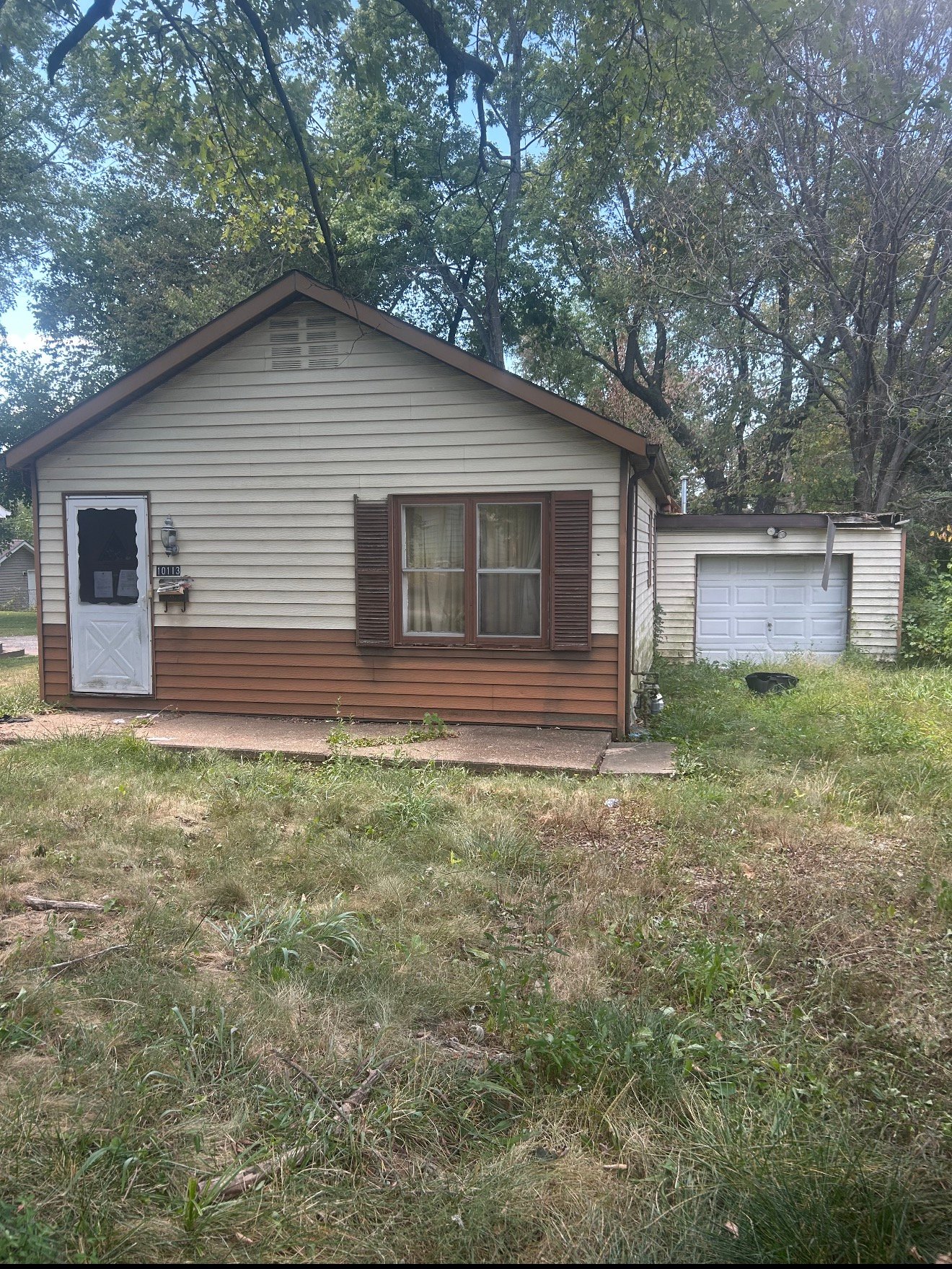 St. Louis House: 10113 Count Drive