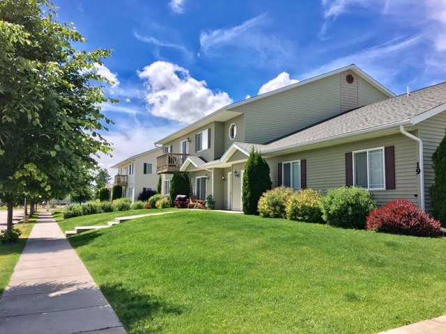 Columbia Falls Apartment: 19 Diane Rd APT F