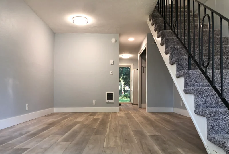 Eugene Townhome: 525 Cinderella Loop