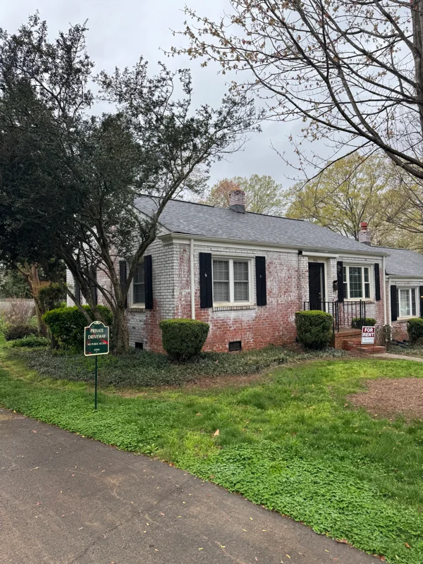 Charlotte Condo: 1976 Lynnwood Dr