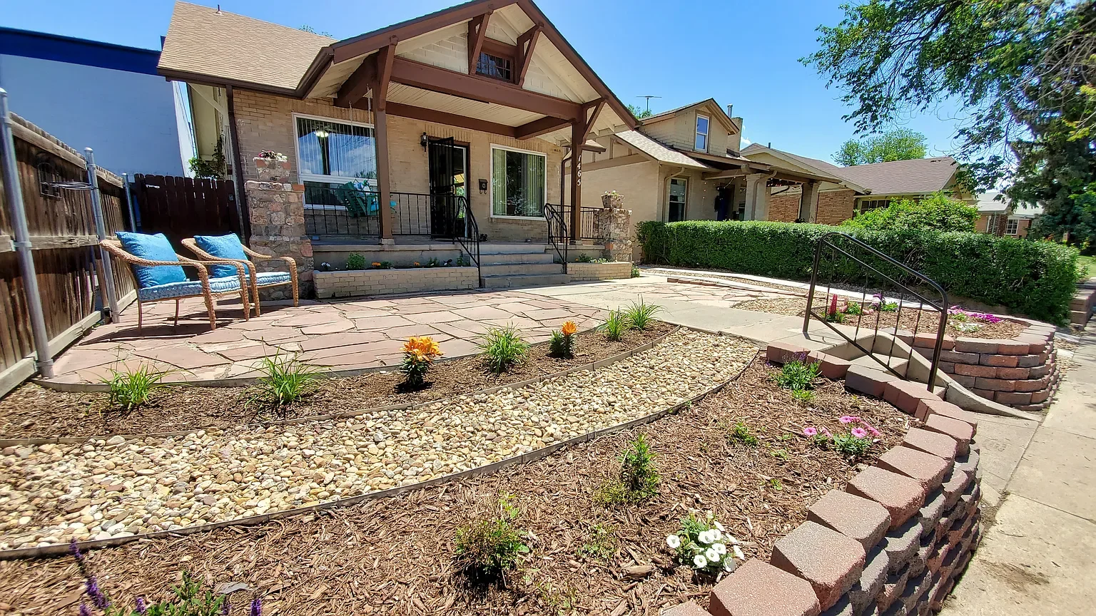 Denver House: 1456 Roslyn St.