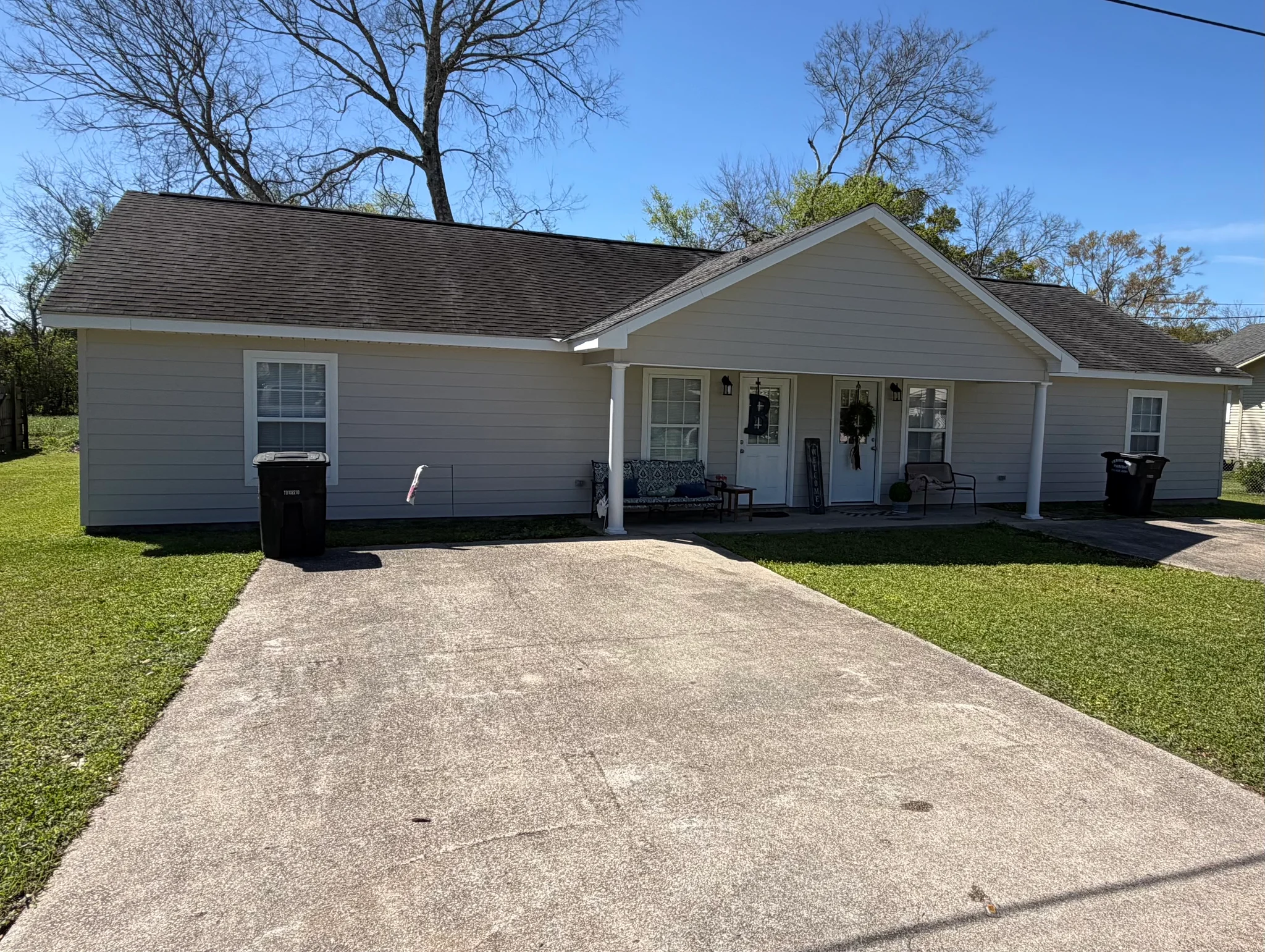 Maurice Multiplex: 8233 Baudoin Rd Unit A