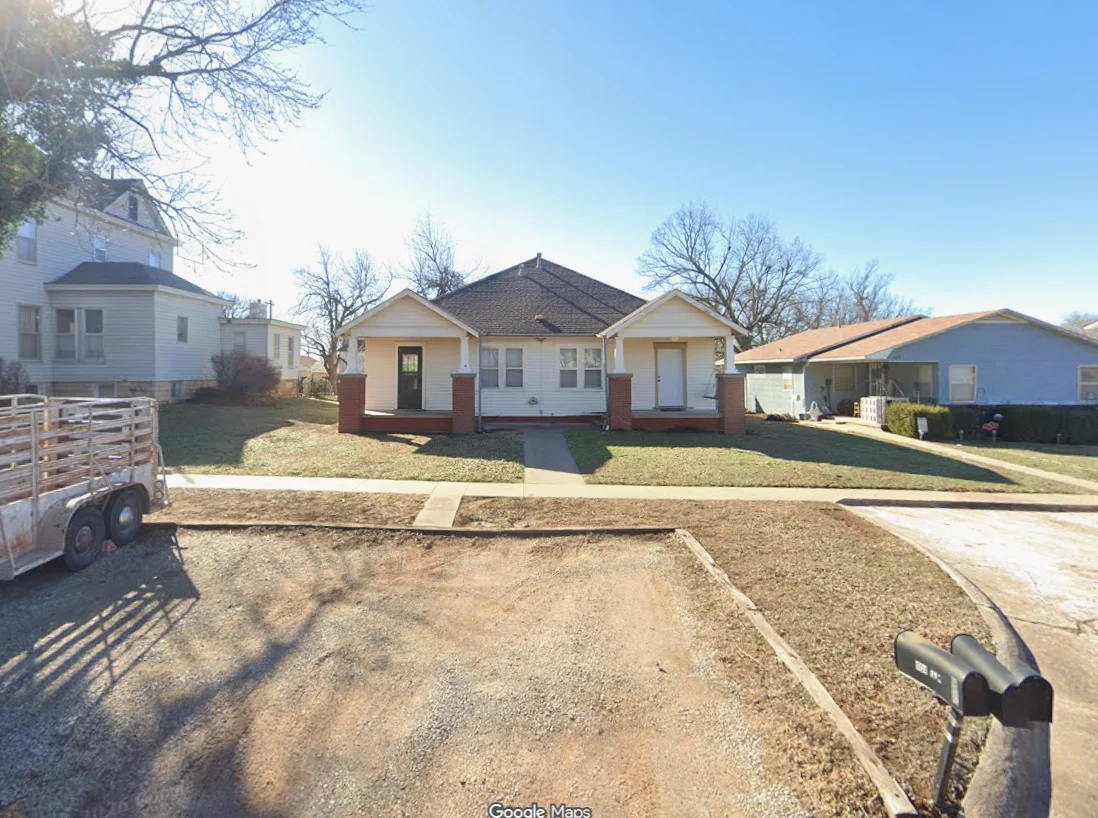 Perry Multiplex: 1104 Elm Street