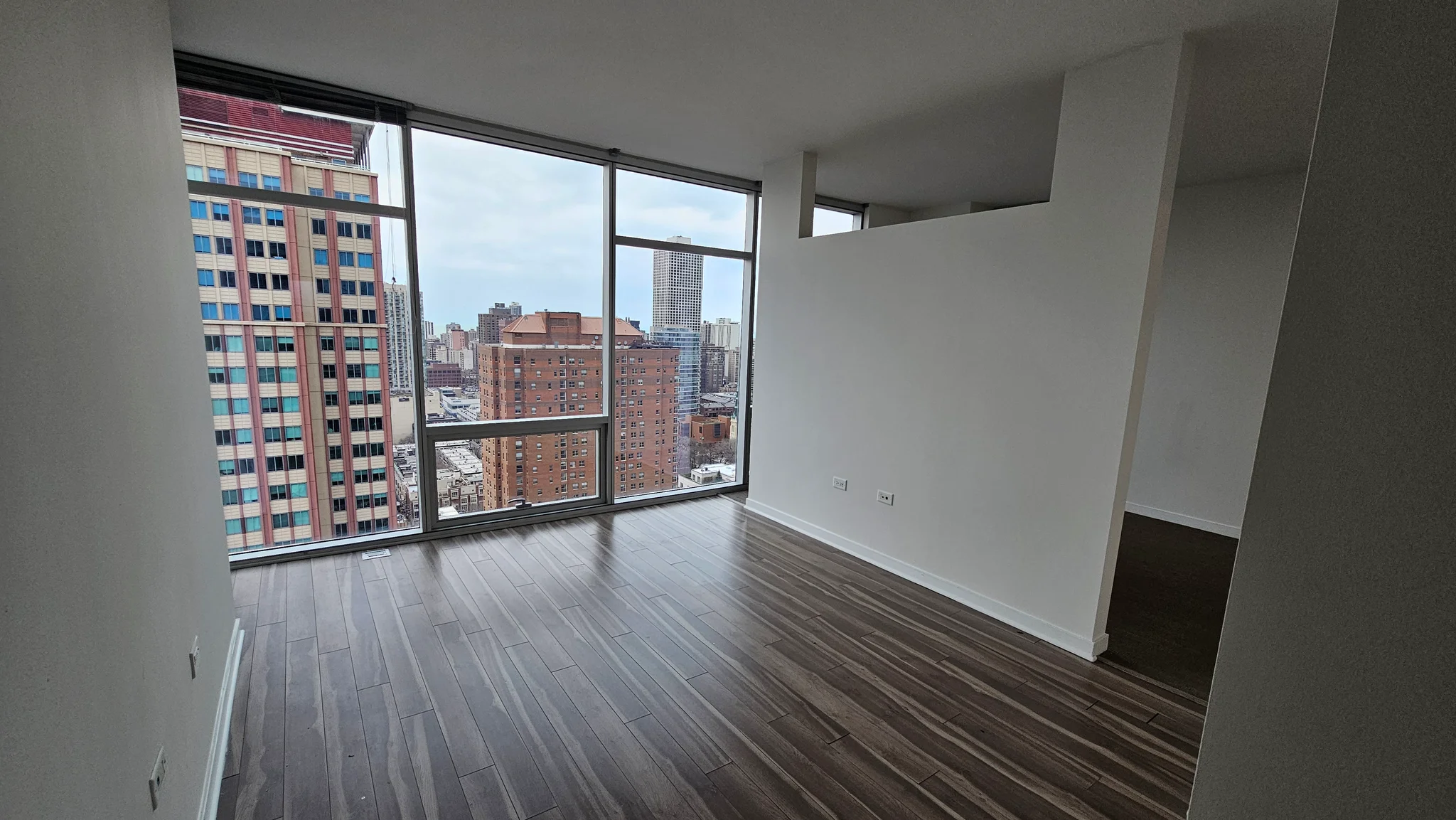 Chicago Condo: 128 W. Chicago