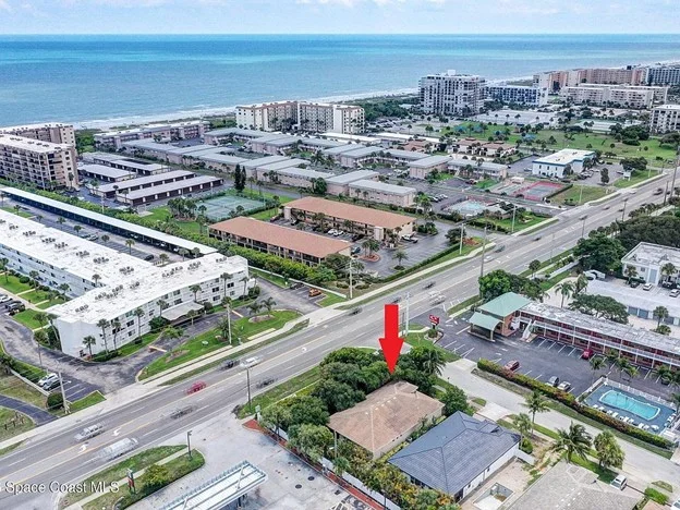 Cocoa Beach Condo: 121 Seminole Lane