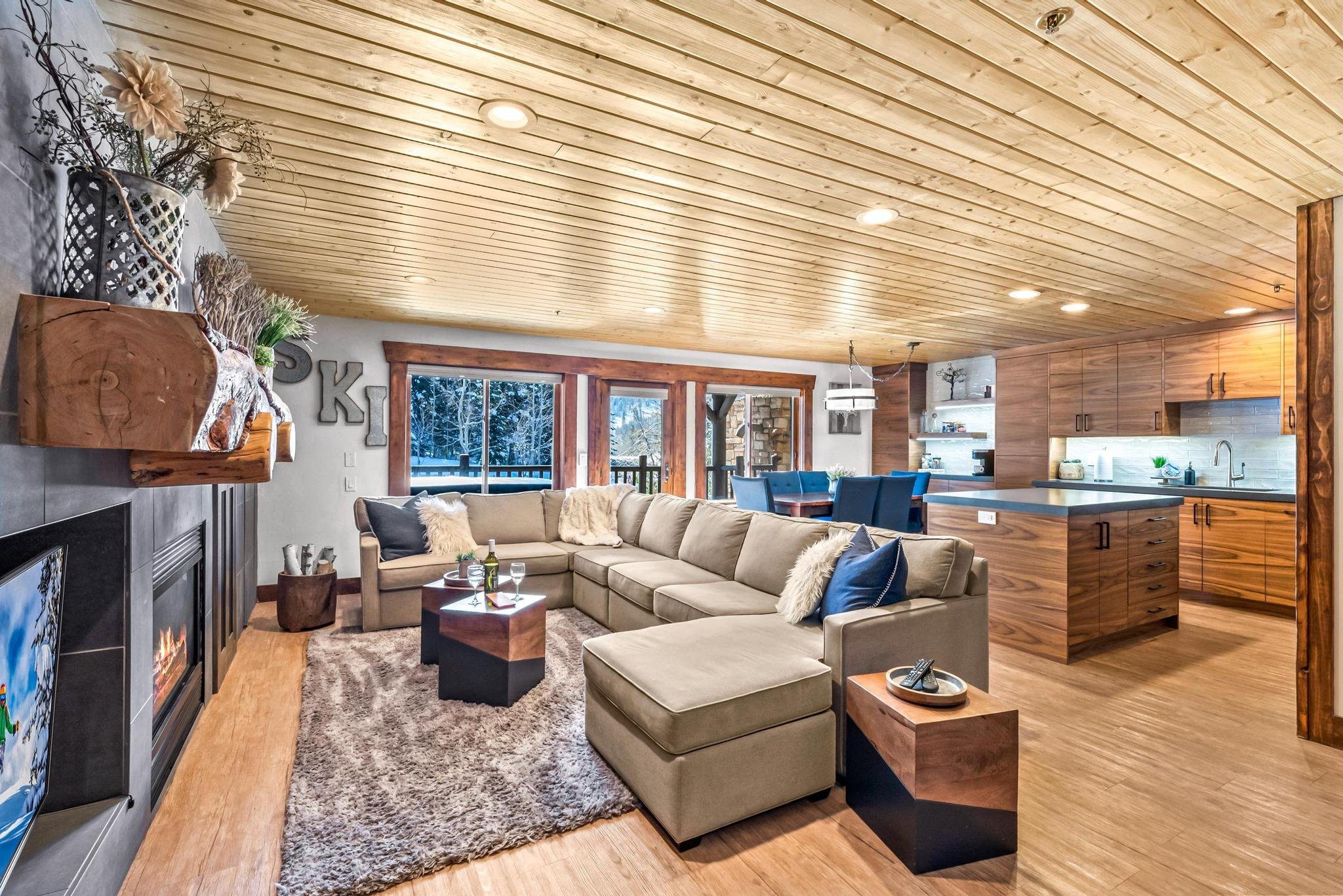 Park City Condo: 7447 Royal Street