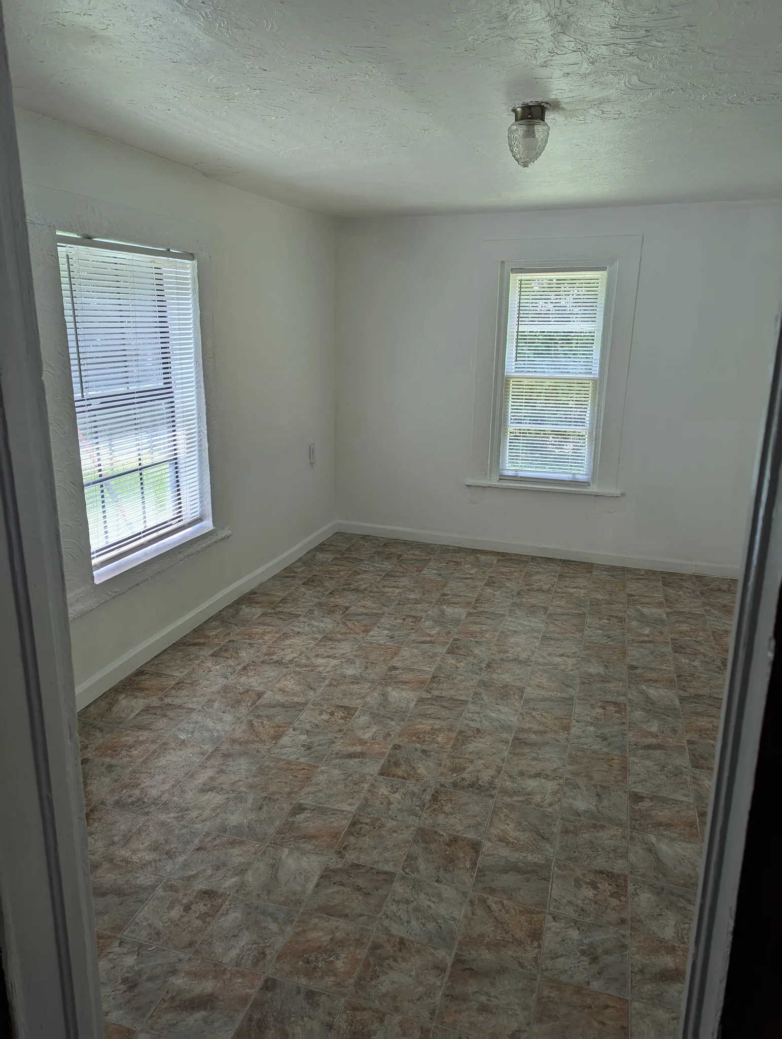 Bay Minette House: 117 Abernathy Ave