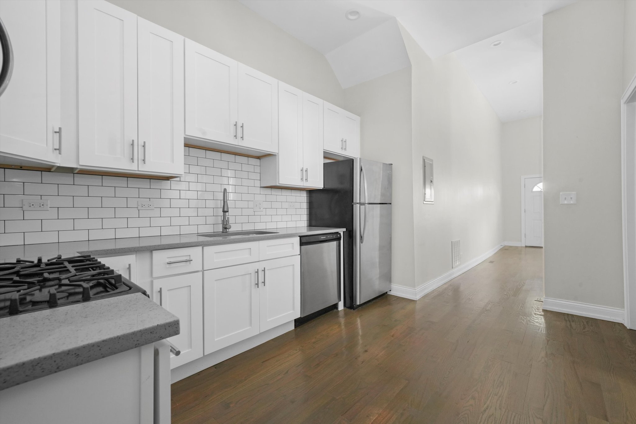 Chicago Apartment: 1946 S. Racine