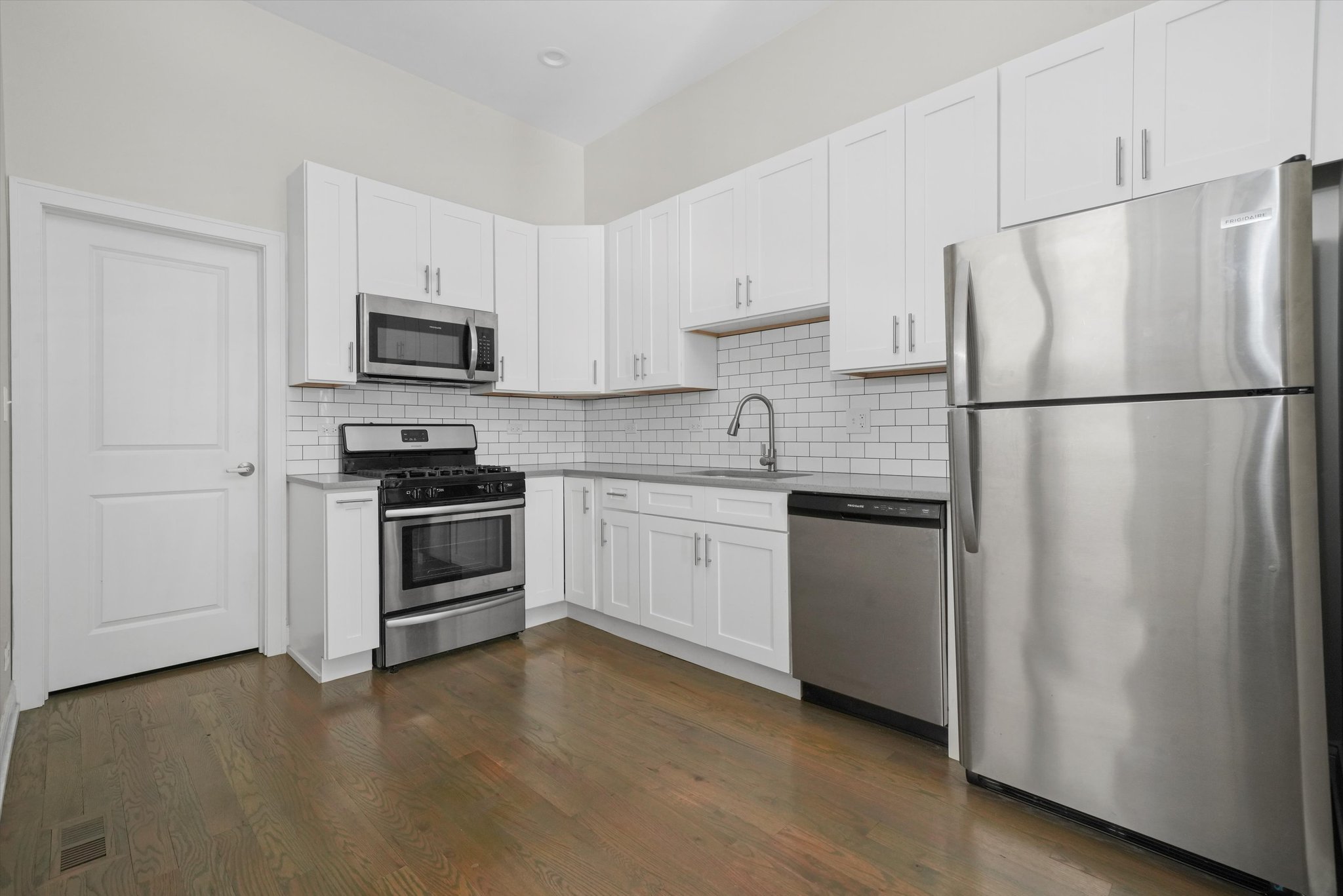 Chicago Apartment: 1946 S. Racine