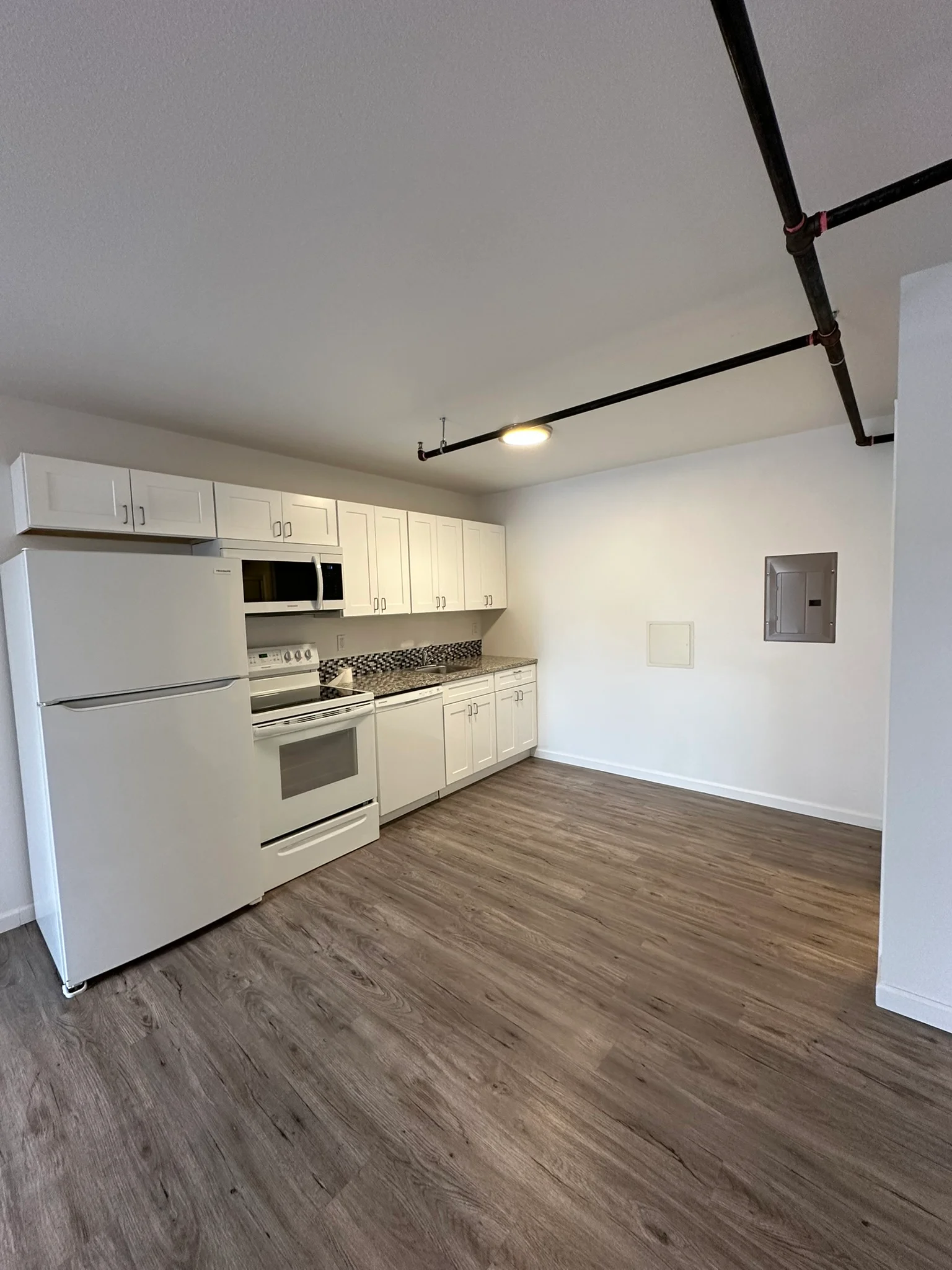 Gooding Apartment: 1120 Montana St