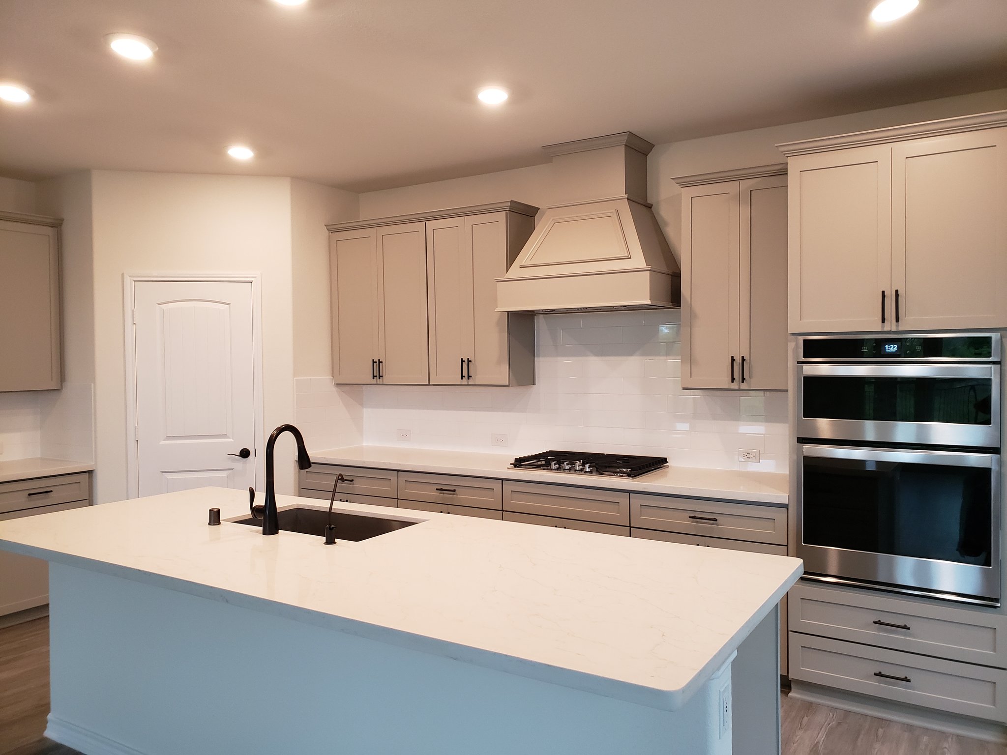 Fort Worth House: 9008 Bison Creek Dr