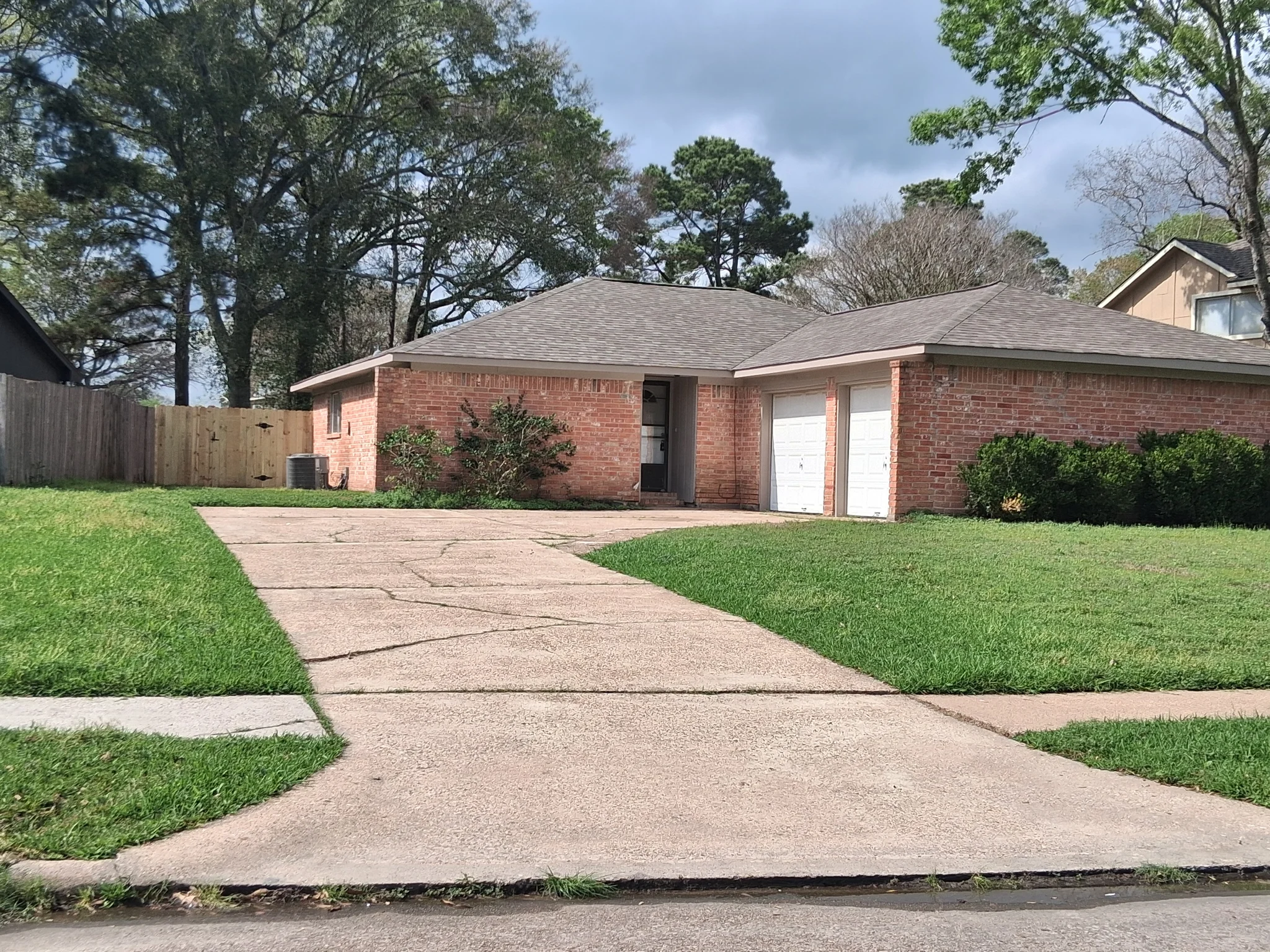 Humble House: 18731 Twigsworth Ln