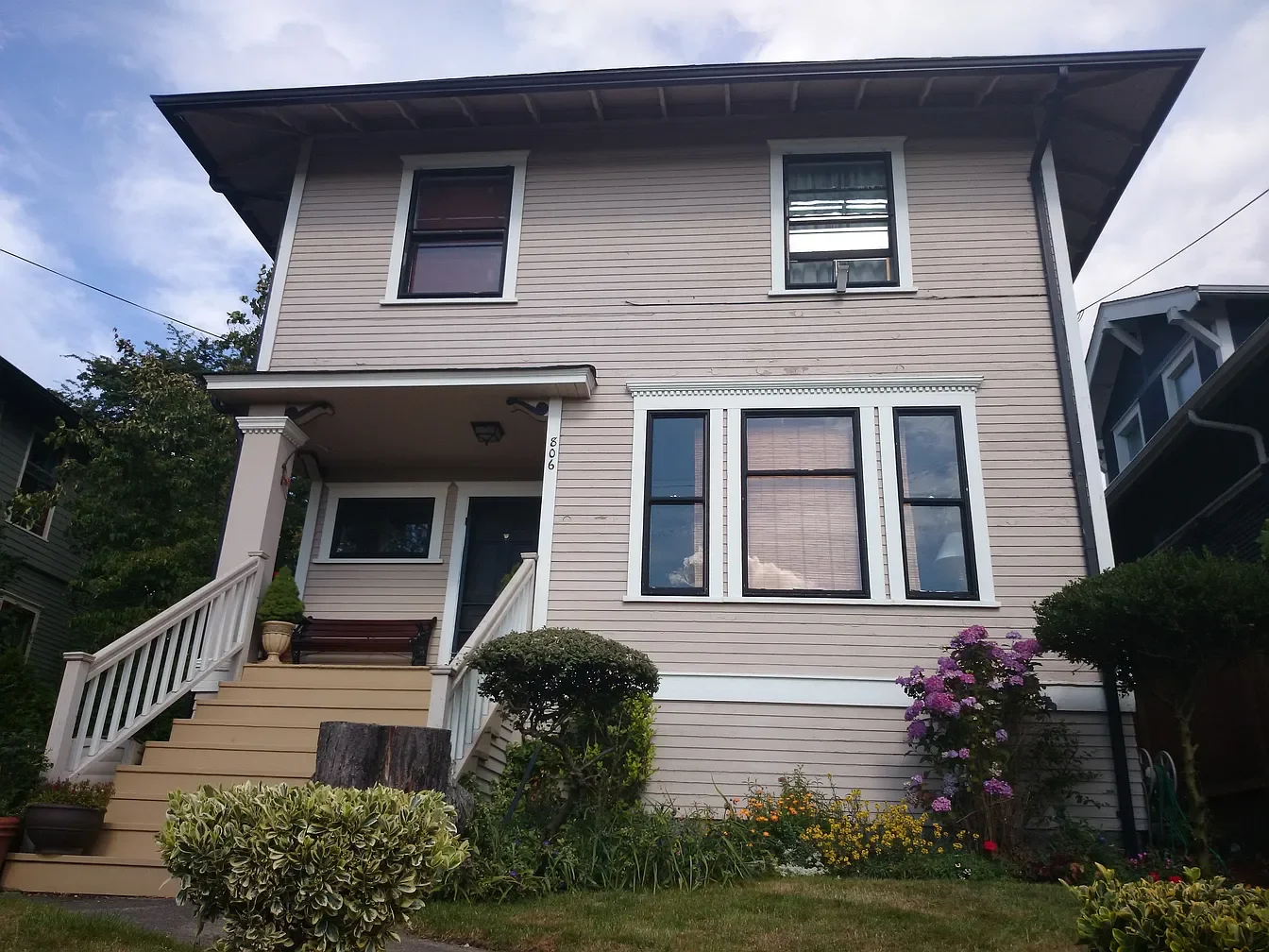 Seattle House: 806 30th Avenue