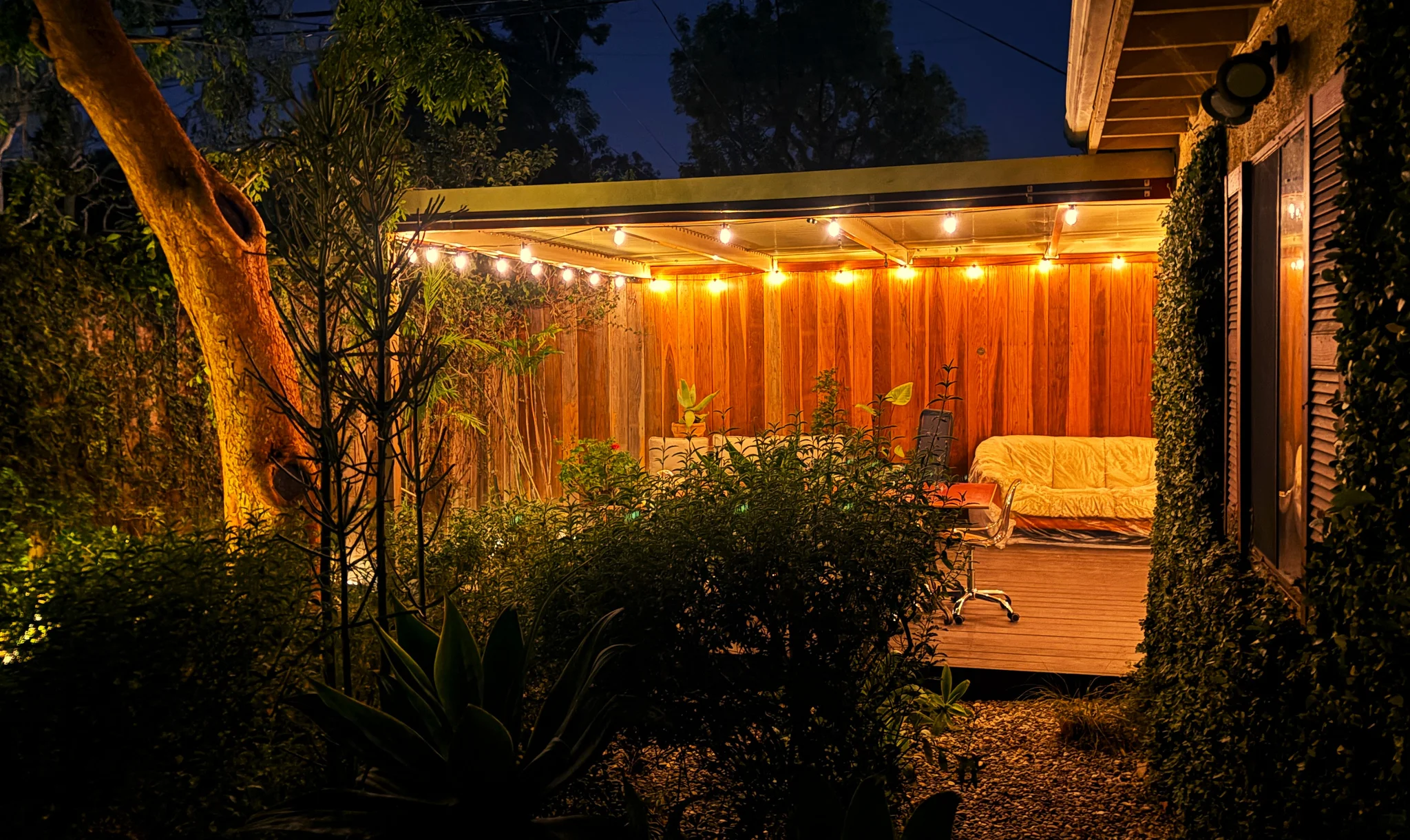 Los Angeles House: 3139 Veteran Avenue