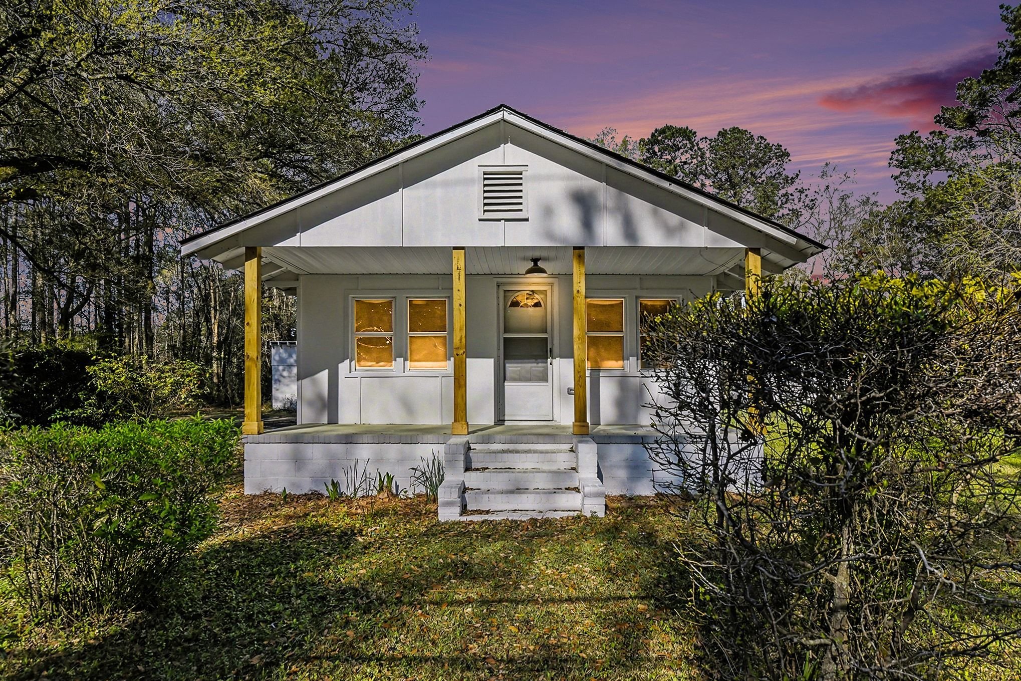 Summerville House: 510 Parsons Rd