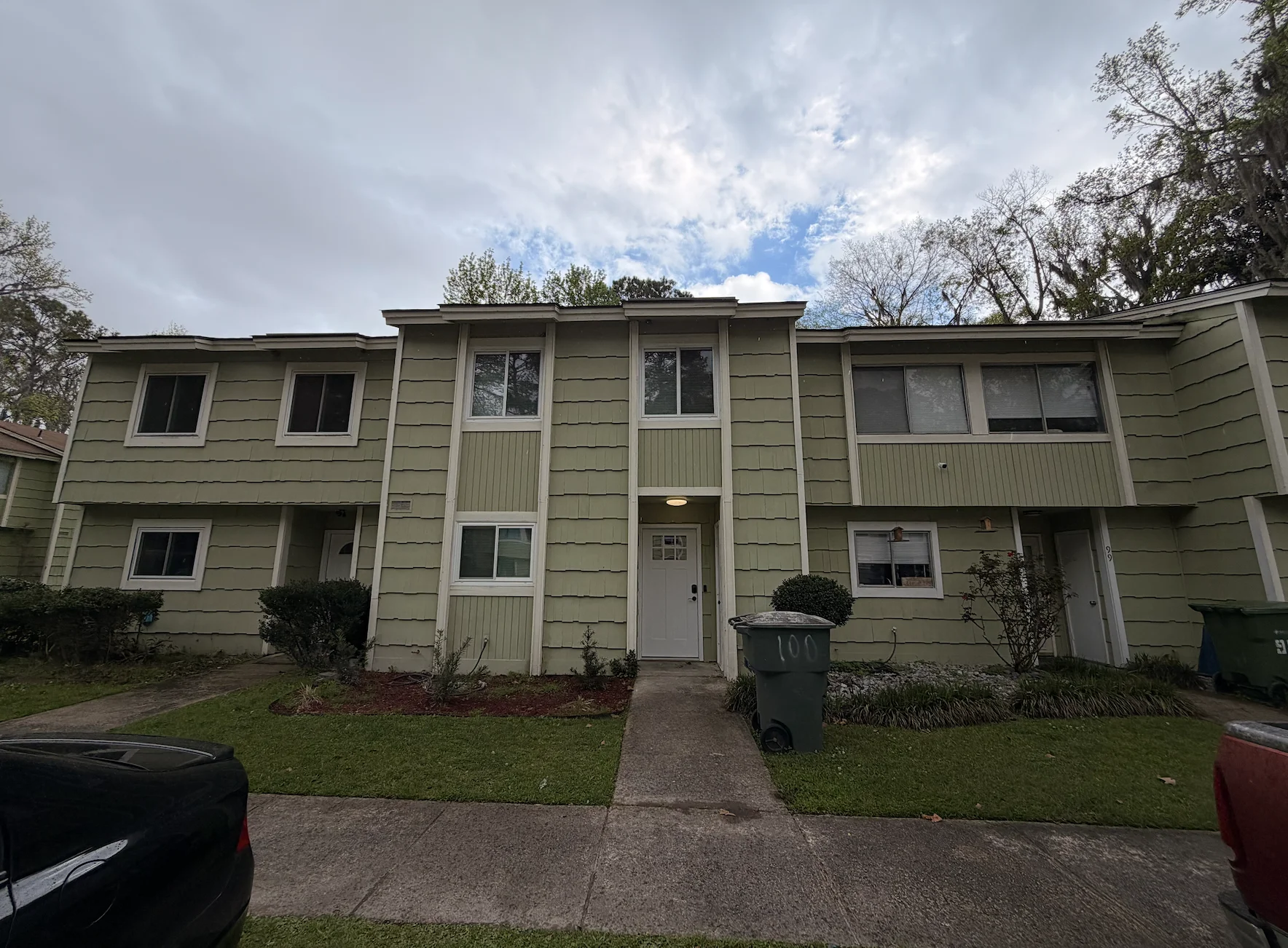 savannah Townhome: 527 TIbet ave