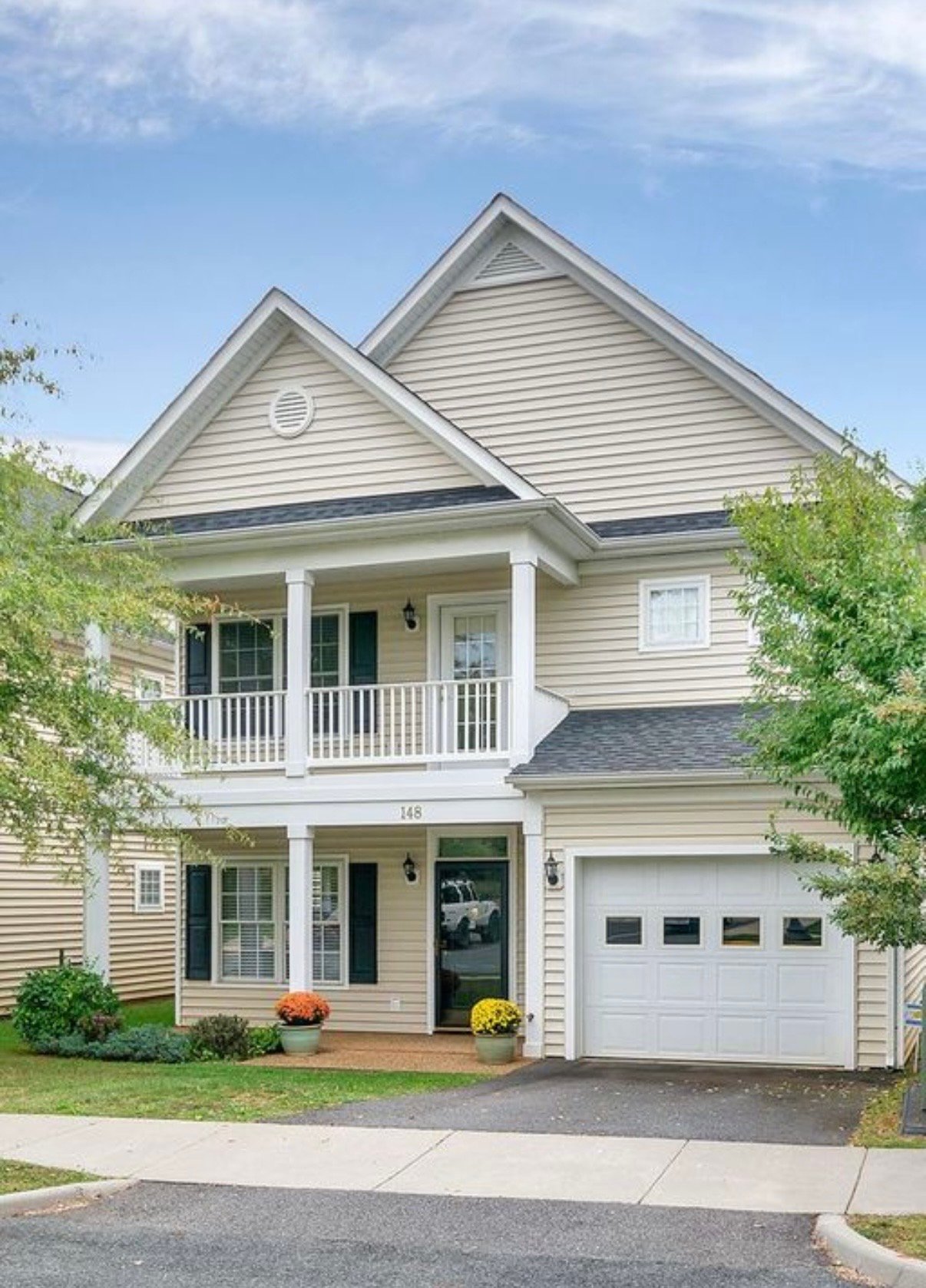 Charlottesville House: 148 Burnet St