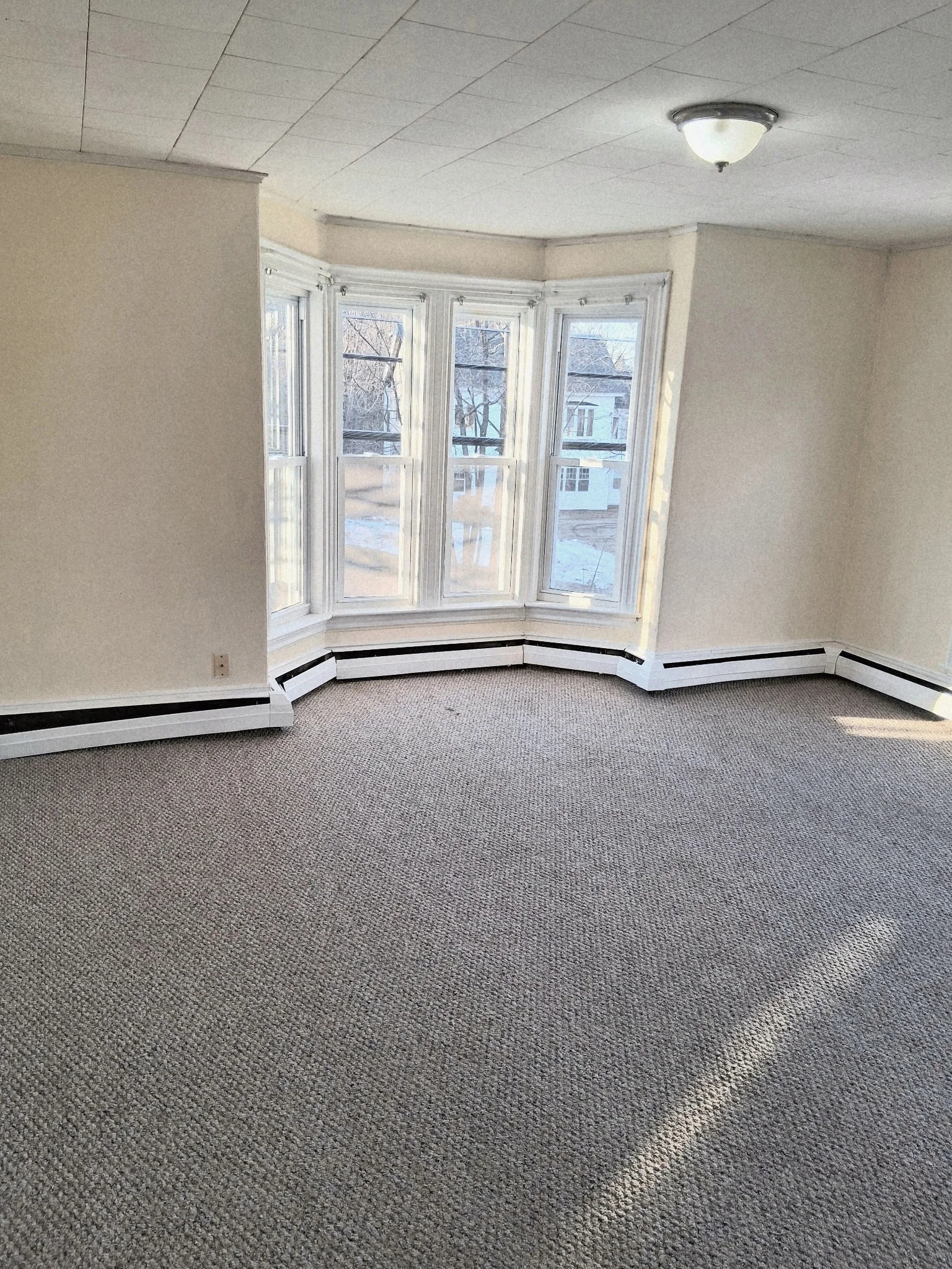 Auburn Apartment: 430 Court St