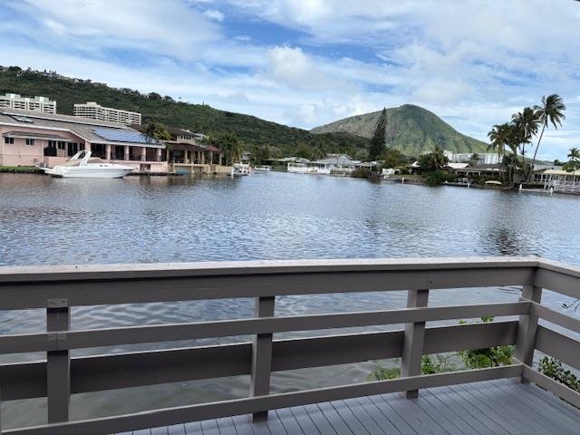 Honolulu Townhome: 501 Opihikao Place