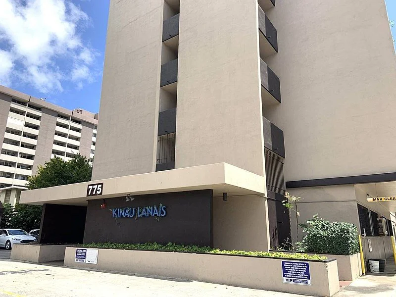 Honolulu Condo: 775 Kinalau Place