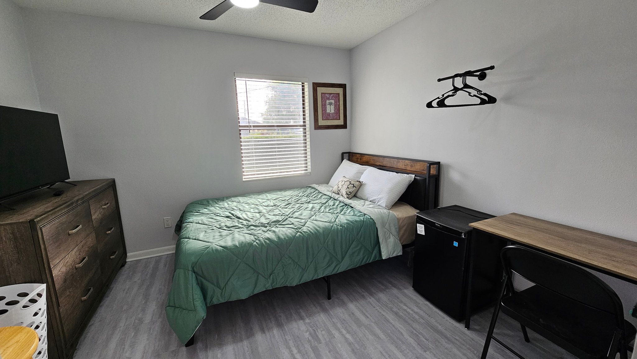 Orlando House: 10950 Fernando St.