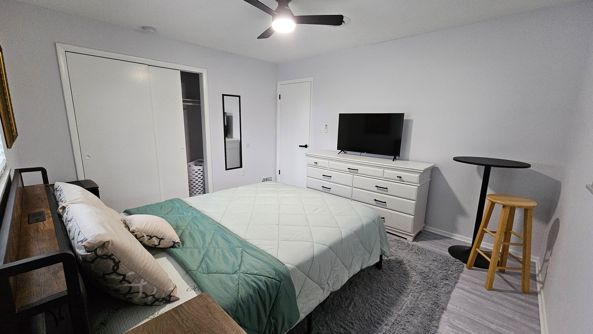 Orlando House: 10950 Fernando St.