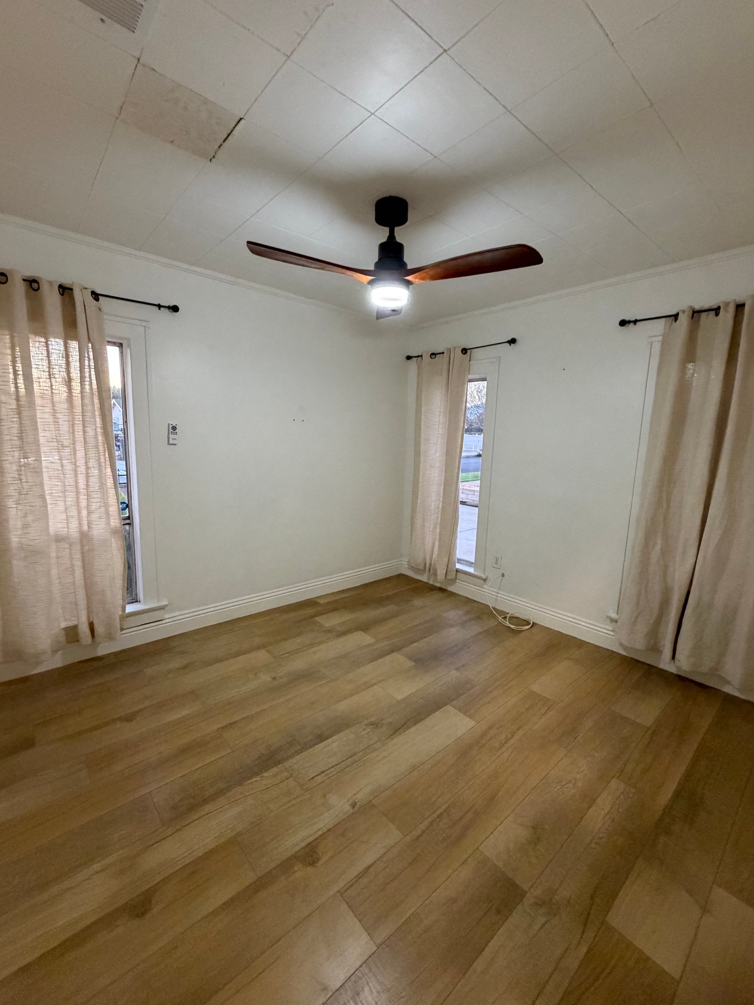 Ontario Multiplex: 1103 e Princeton Ave