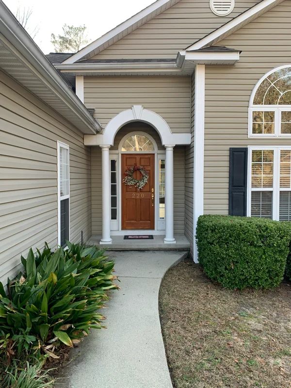 Aiken House: 220 Buck Point Ct