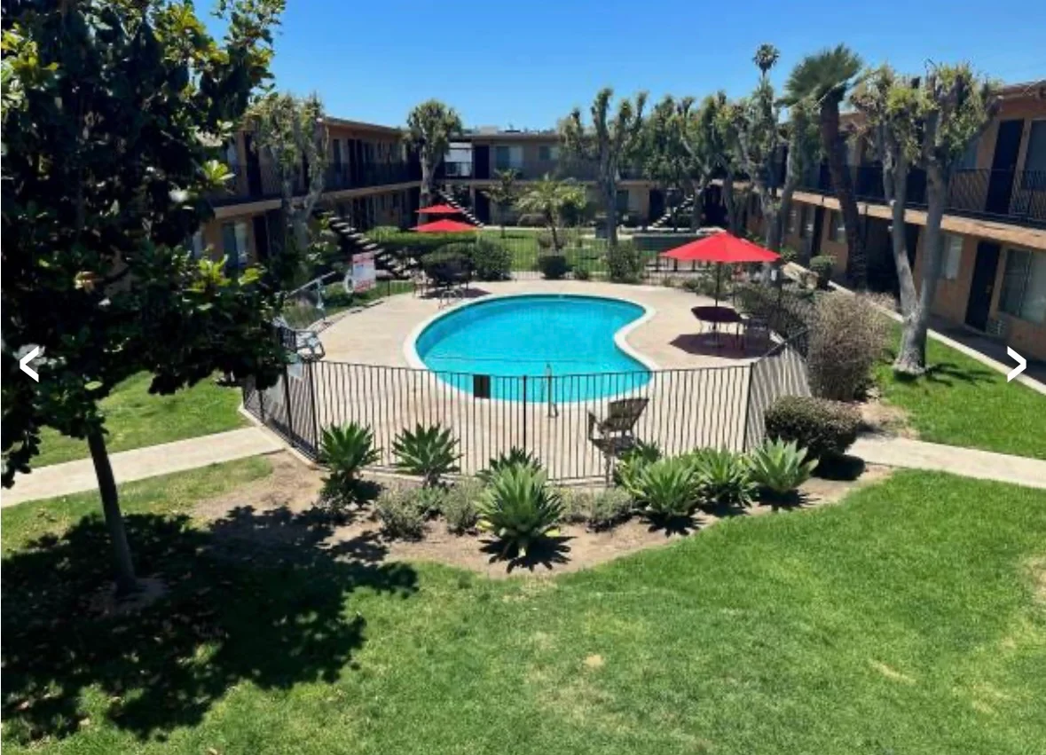 El Cajon Multiplex: 563 Broadway