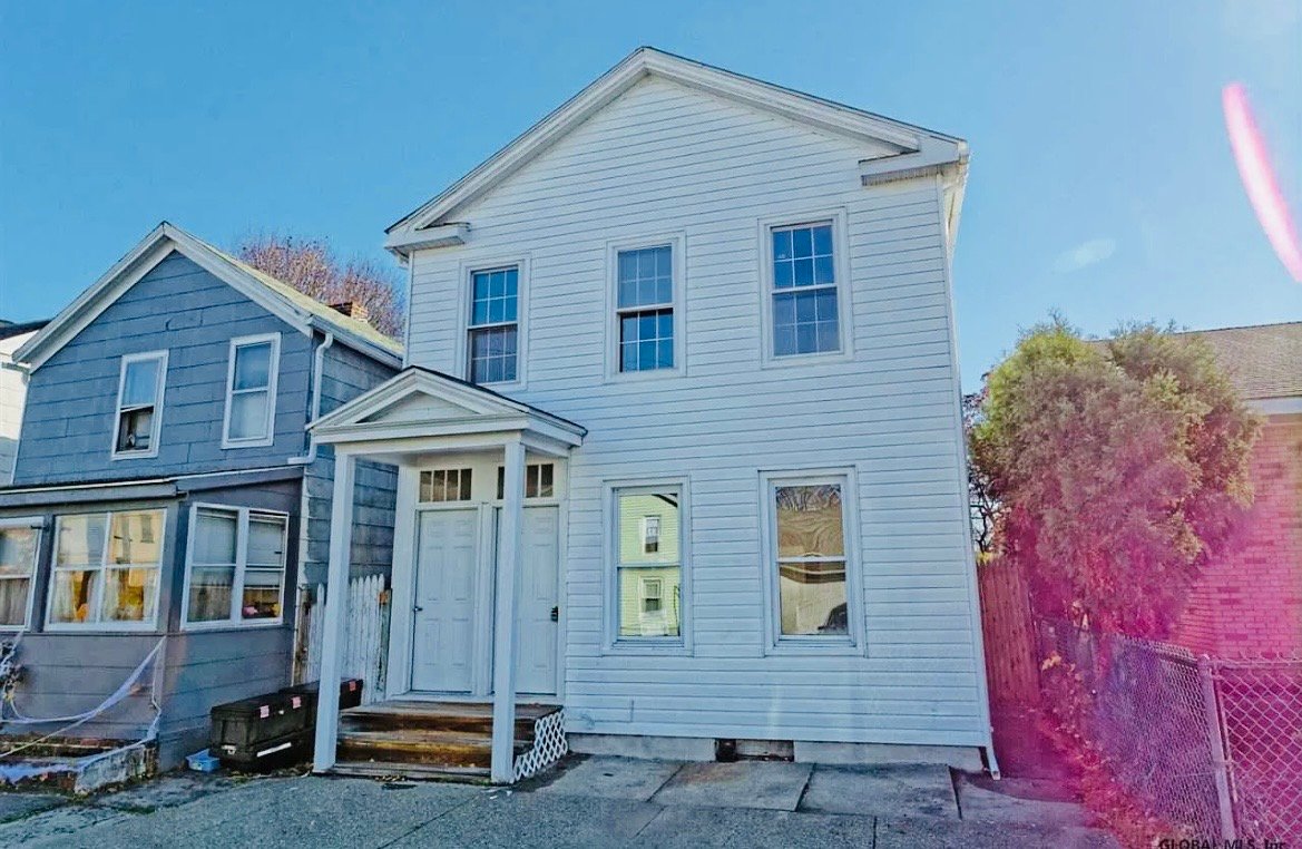 Watervliet Apartment: 1324 5th Ave