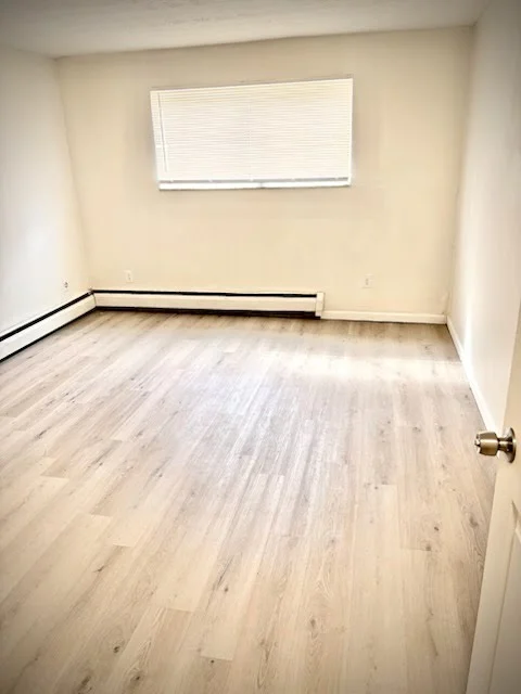 Cincinnati Apartment: 2324 Iroll Ave