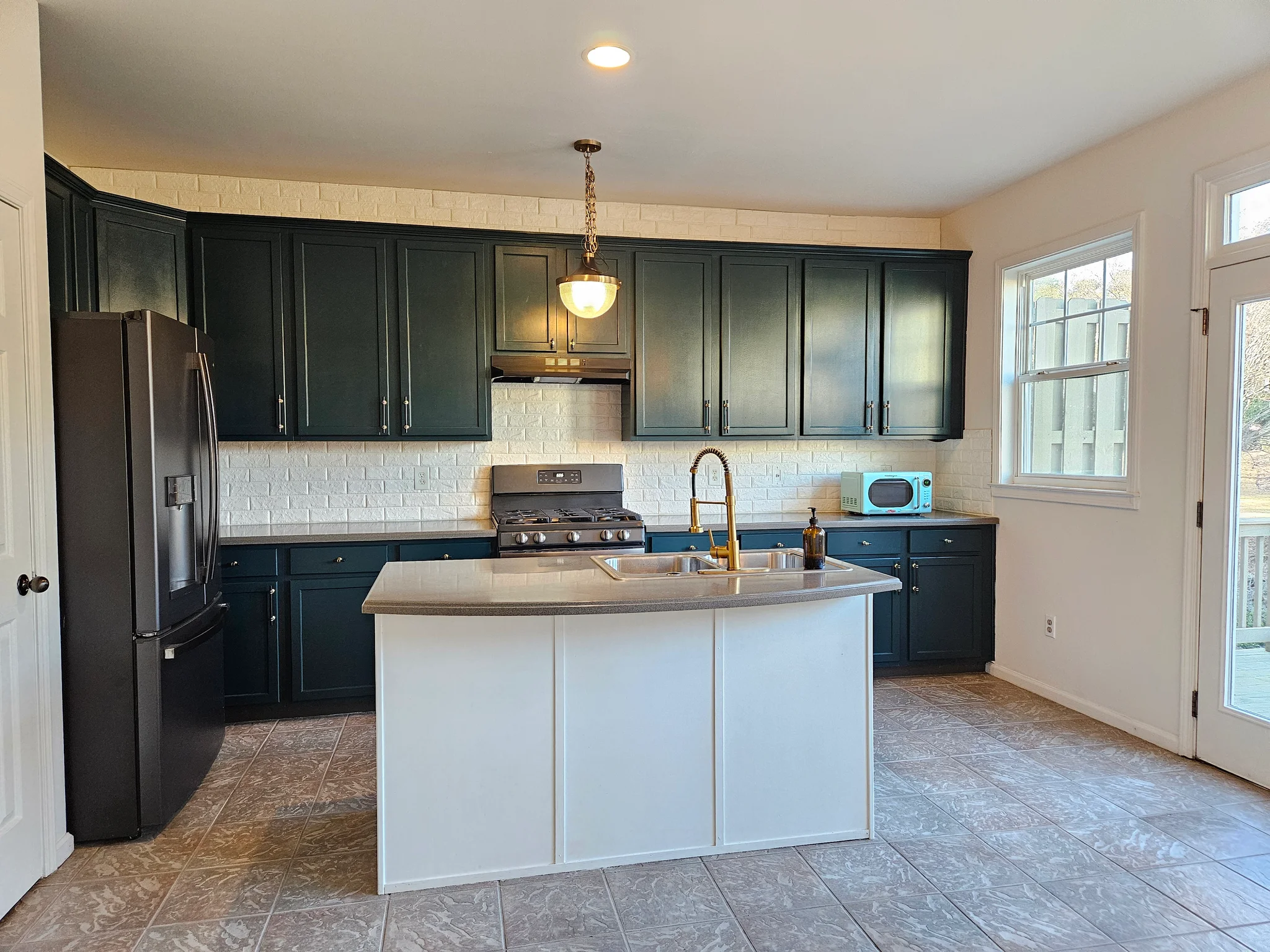 Suwanee Townhome: 4361 Grove Field Park