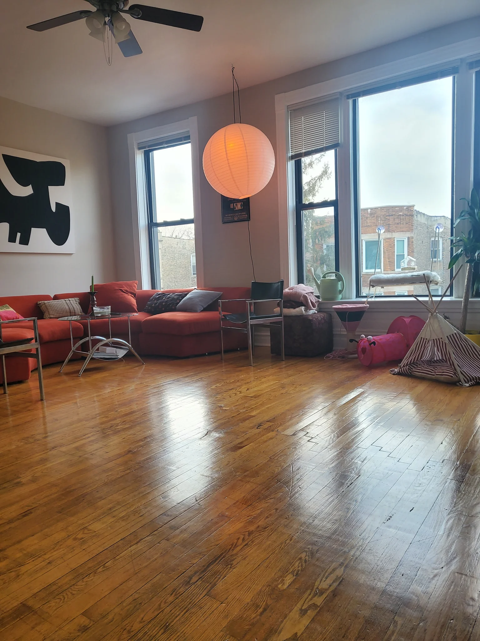 Chicago Apartment: 2511 W. Augusta Blvd.