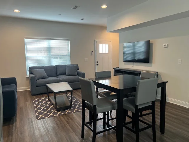 Woodbury Townhome: 311 McMinnville Hwy