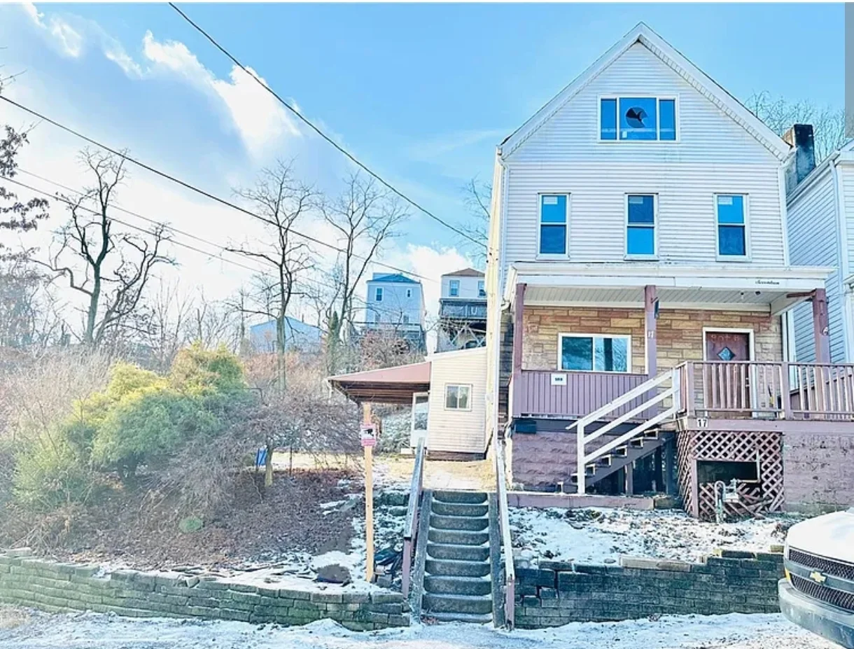Pittsburgh House: 17 Arnold Street