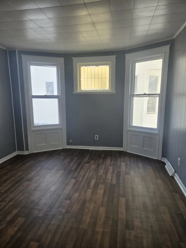 Poughkeepsie Apartment: 306 Church St