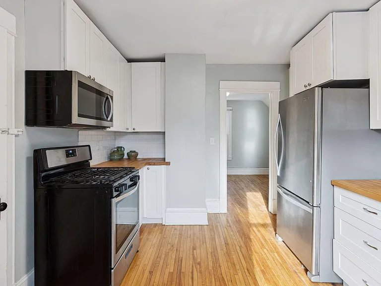 Minneapolis Multiplex: 2805 28th Ave S