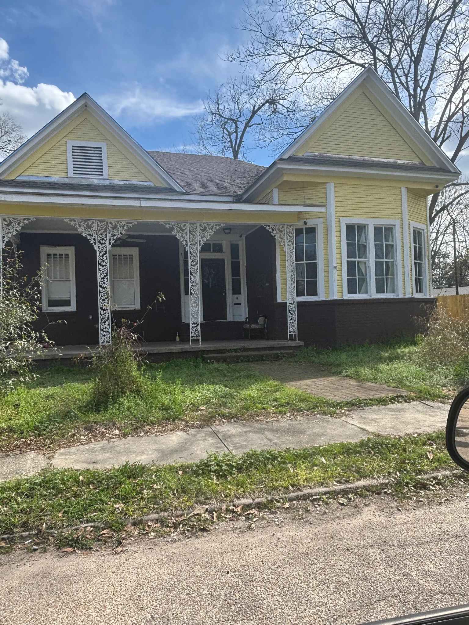 Hattiesburg House: 201 E. third street