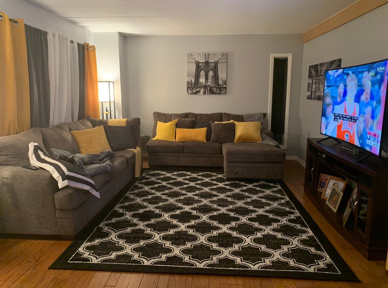 Oak Lawn Apartment: 9606 Kedvale
