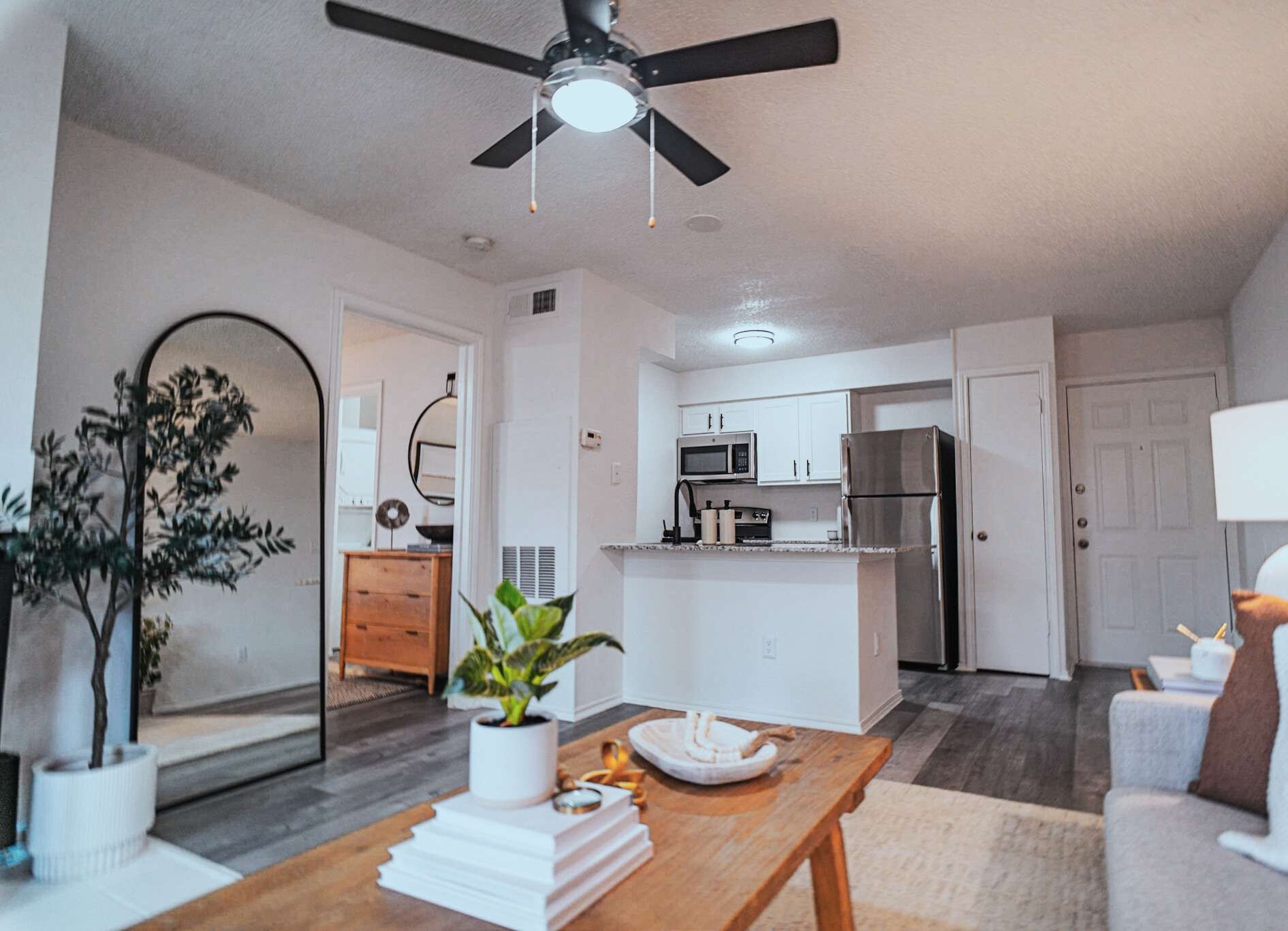 Austin Apartment: 12330 Metric blvd