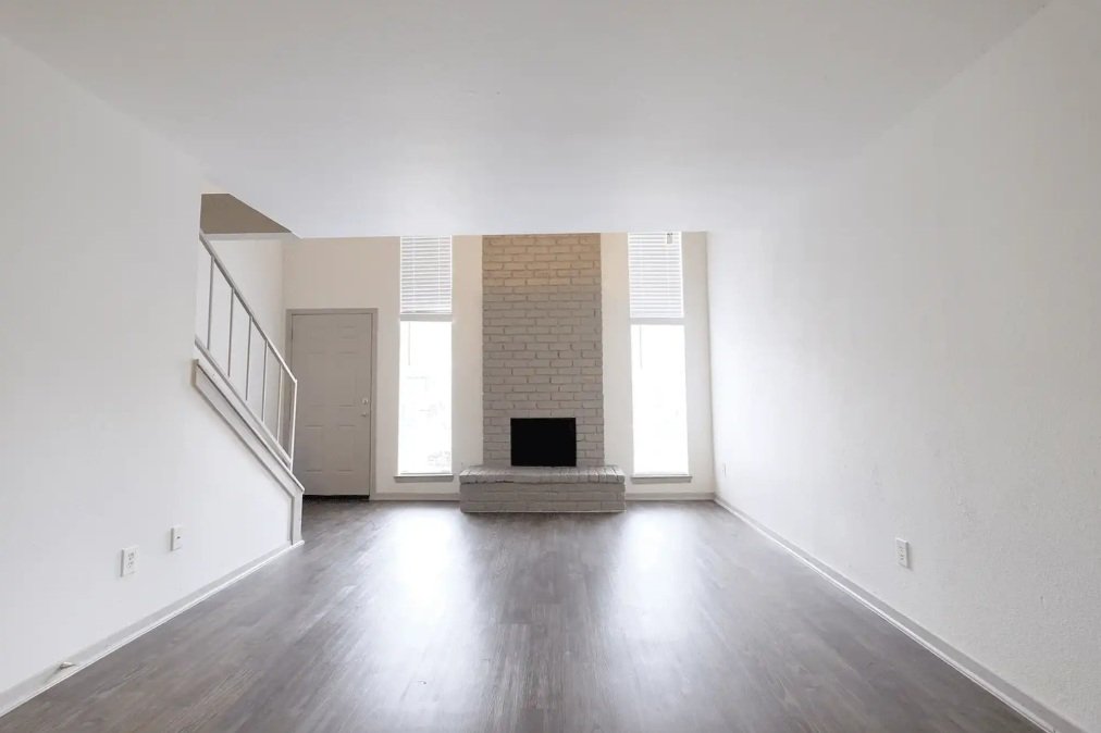 Austin Apartment: 1124 rutland dr