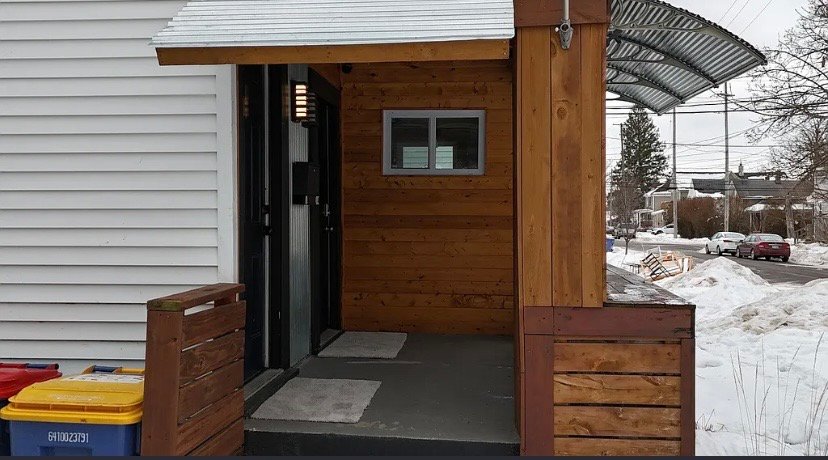 Grand Rapids Multiplex: 618 Pettibone Ave NW