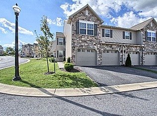 Mechanicsburg Townhome: 6124 Galleon Dr